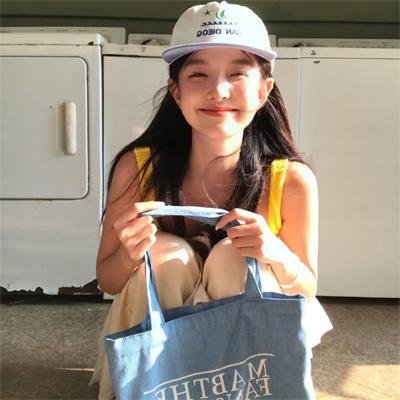 遇刺为生的女人